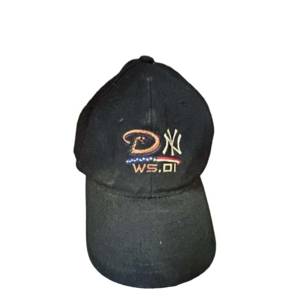 Vintage 2001 World Series NY Yankees AZ Diamondbacks New Era Snapback Hat M/L